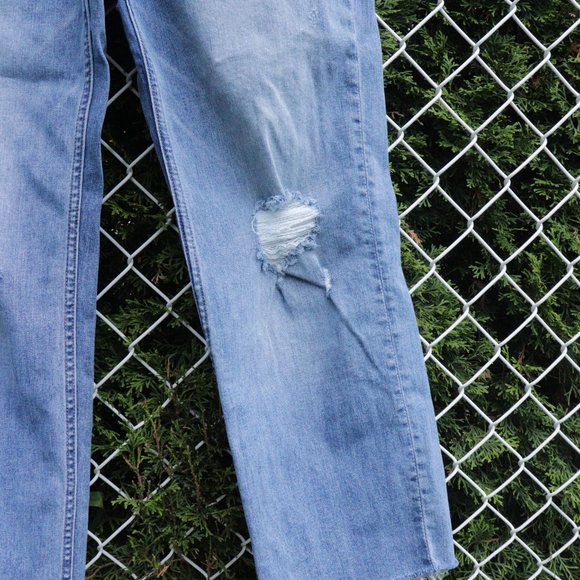 🌏 Risen - Distressed Button Fly Mom Jean - Size 11 - Picture 3 of 13